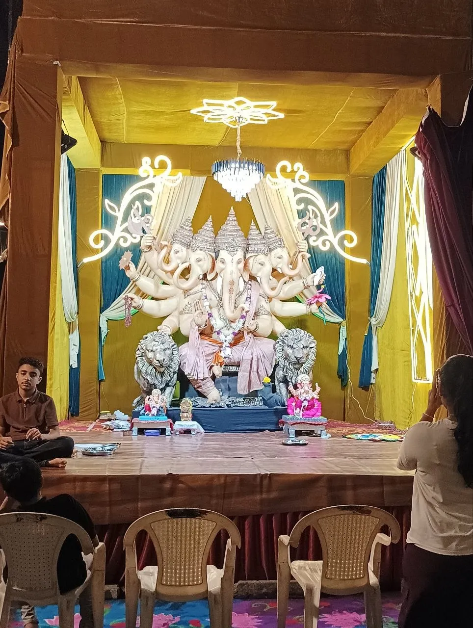 Ganesha statue in a pandal